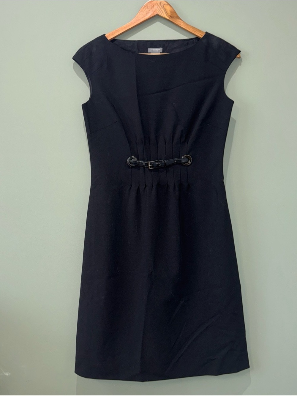 Ann Taylor Petite Black Cap Sleeve Wool Pleated Belt Dress Career Office 2 P
